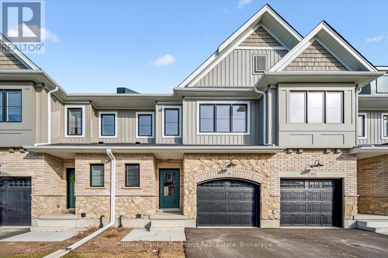 32 FIELDSTONE LANE, Centre Wellington (Elora/Salem)