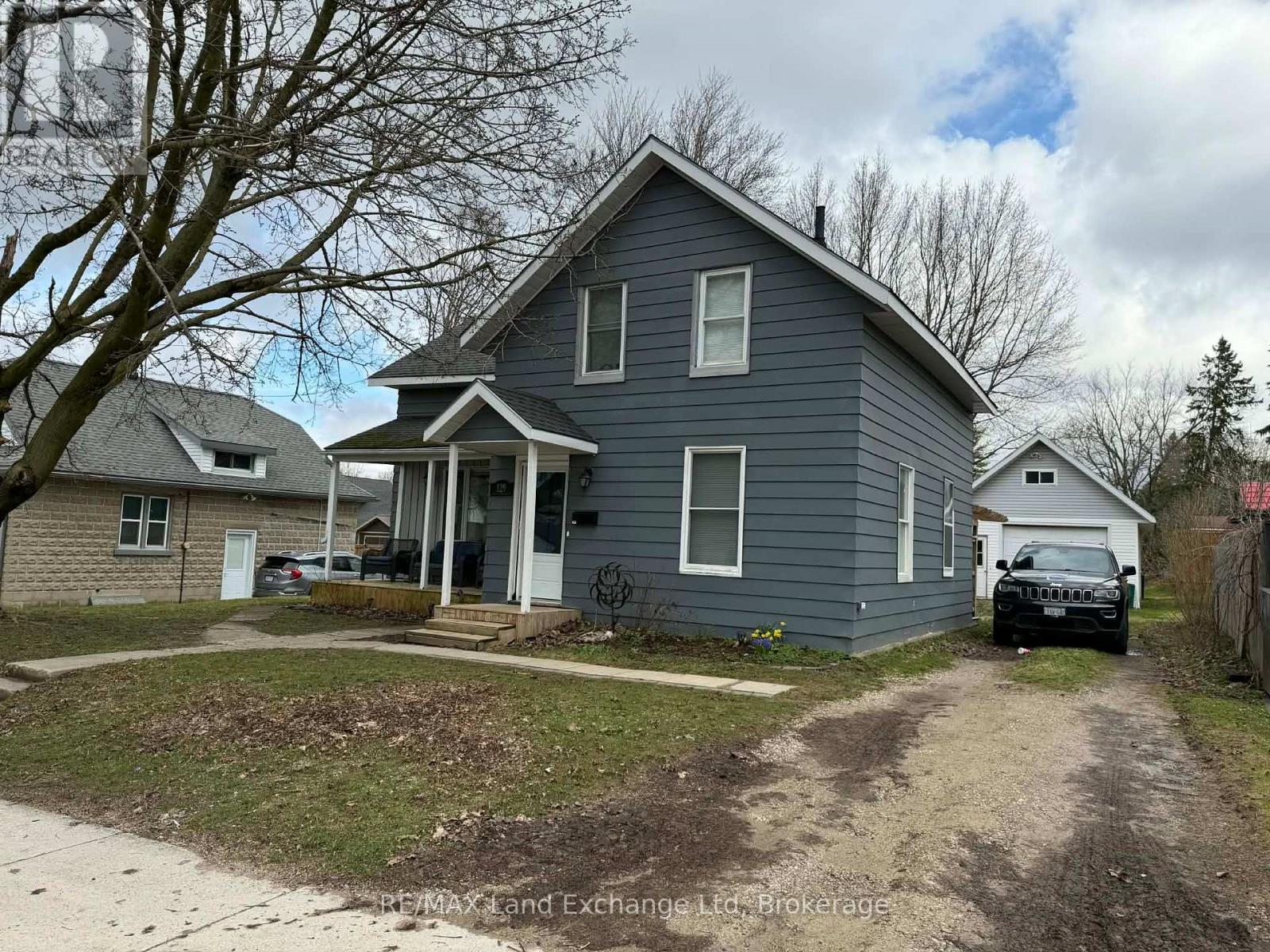 129 VICTORIA STREET E, North Huron (Wingham)