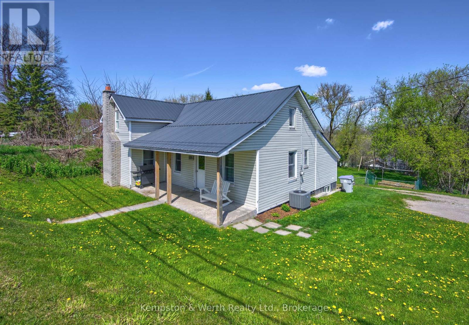 573 QUEEN STREET E, St. Marys
