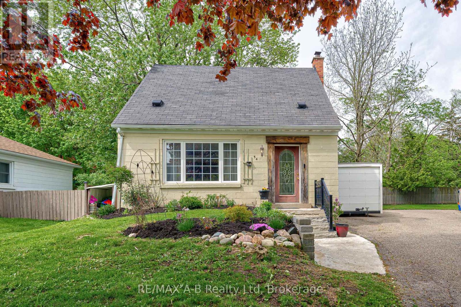 54 CORIANO STREET, Stratford