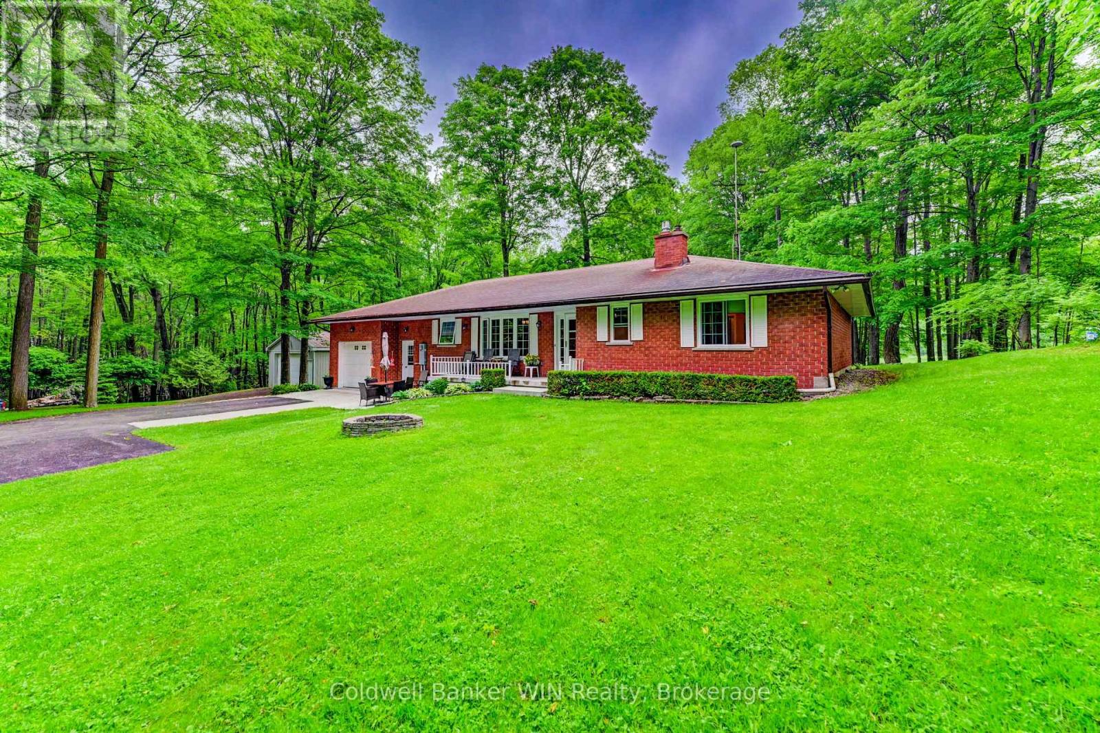 211007 BASELINE ROAD, West Grey