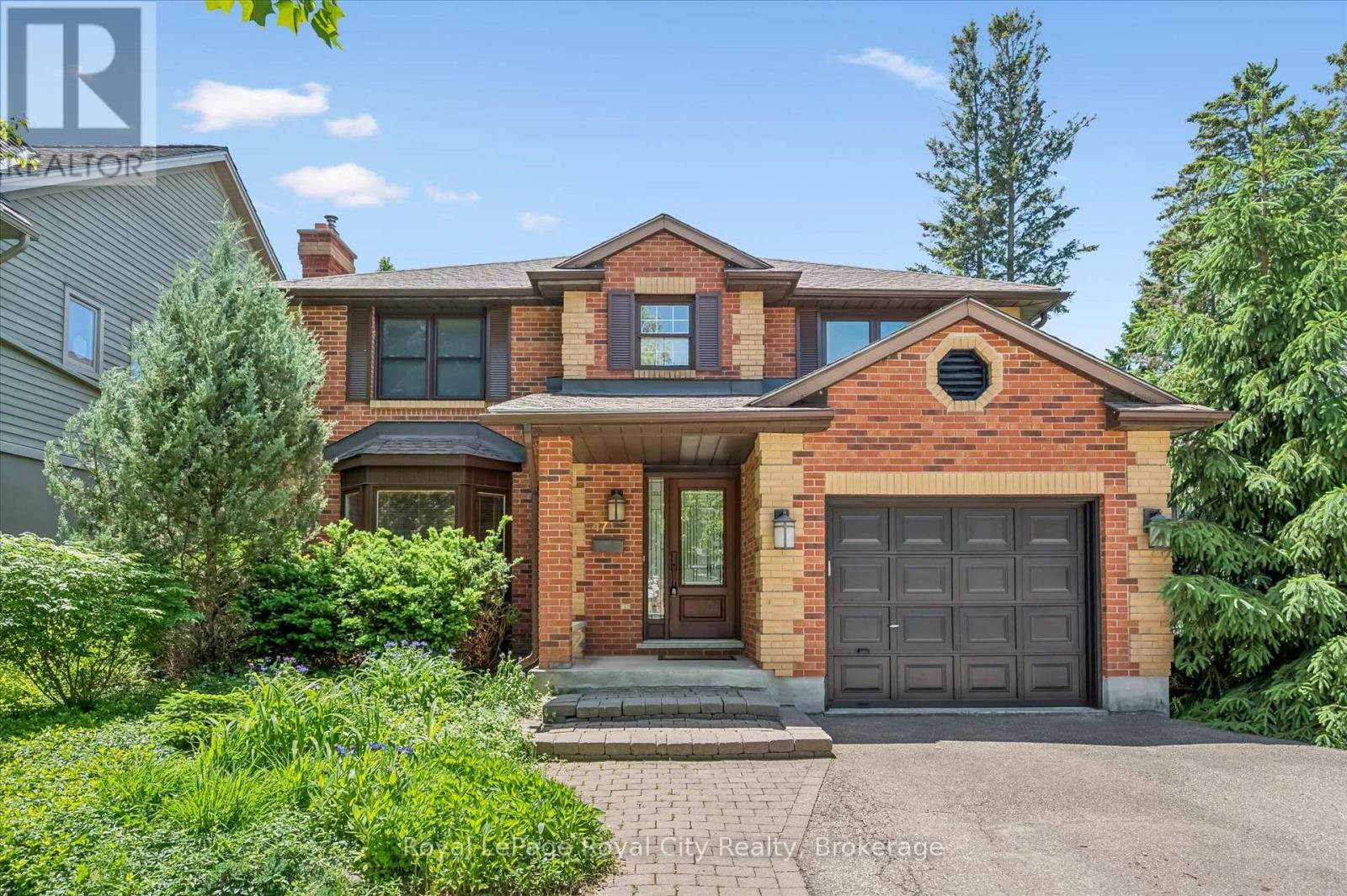 47 CALEDONIA STREET, Guelph (Dovercliffe Park/Old University)