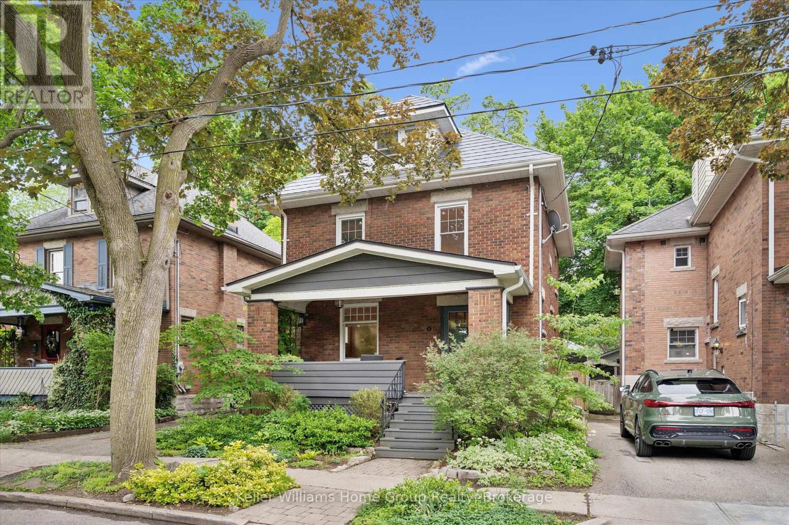 16 CAVELL AVENUE, Guelph (Exhibition Park)
