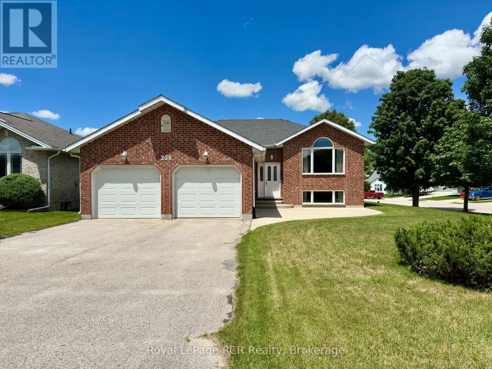 238 4TH STREET CRESCENT, Hanover