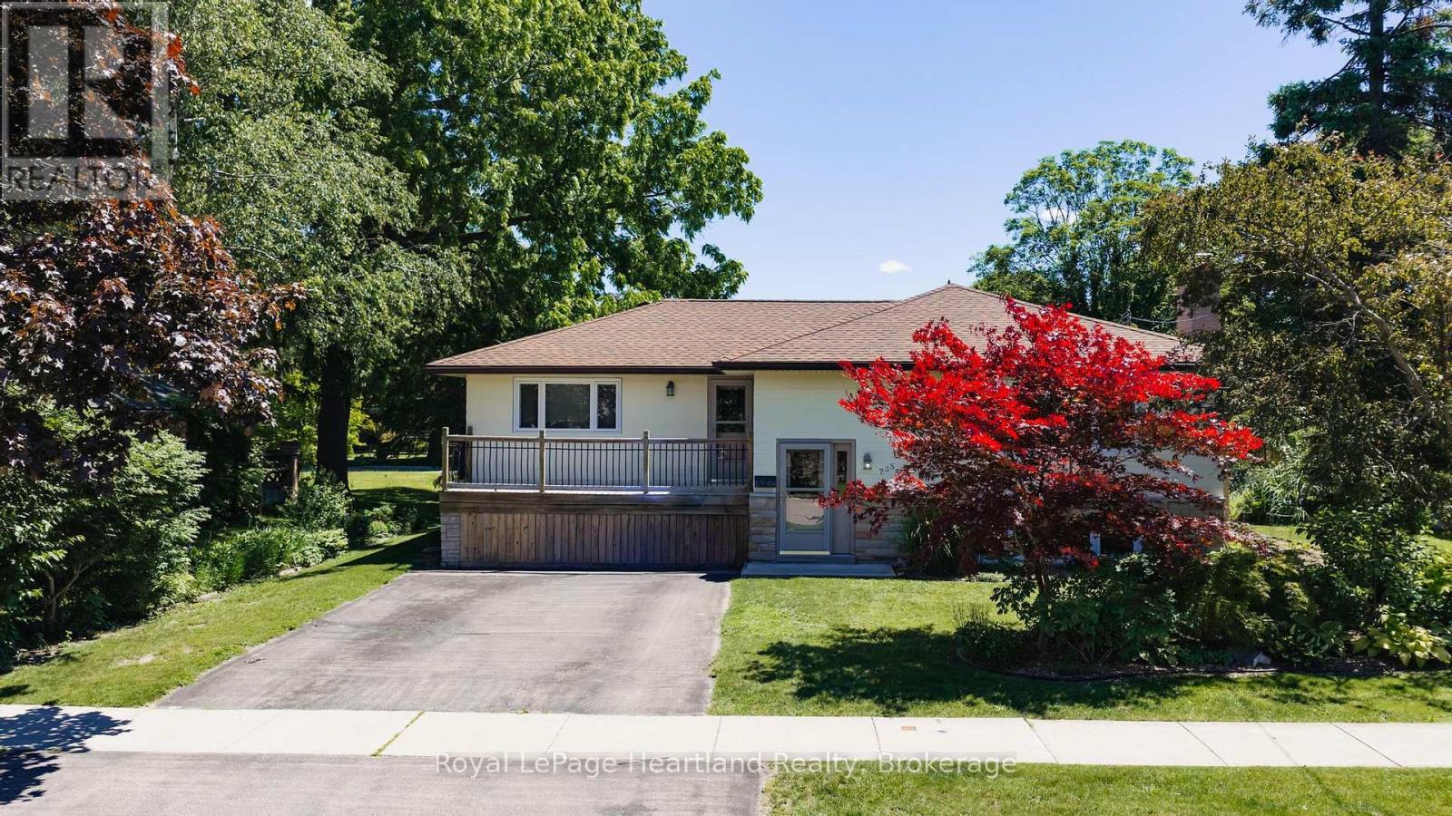 235 HINCKS STREET, Goderich (Goderich (Town))