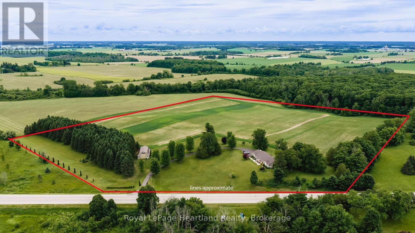 82858 LONDON ROAD, Central Huron (Hullett)