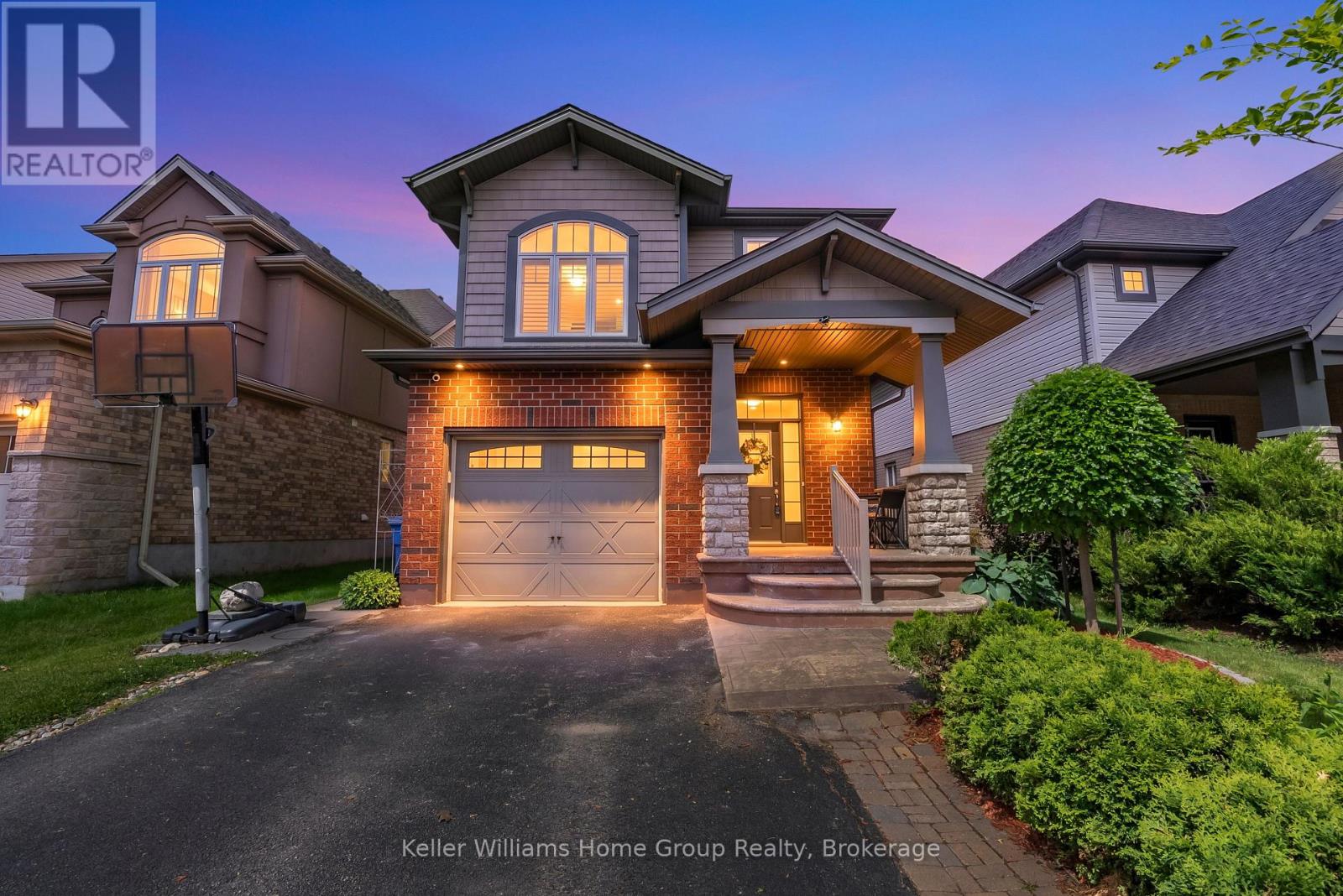 212 GOODWIN DRIVE, Guelph (Pineridge/Westminster Woods)