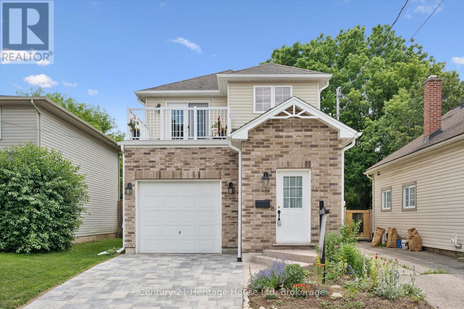 31 ALICE STREET, Guelph (St. Patrick s Ward)