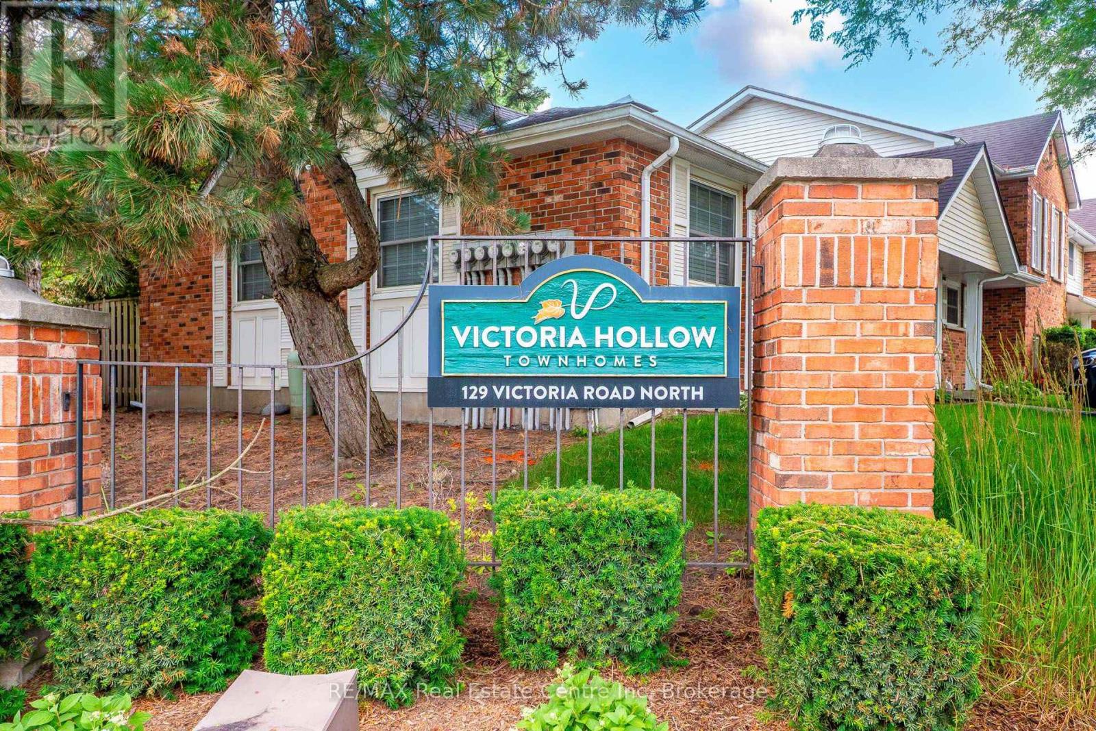 86 - 129 VICTORIA ROAD N, Guelph (Grange Road)