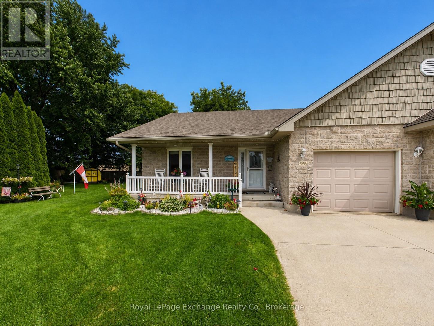 651 PIPERS COURT, Kincardine