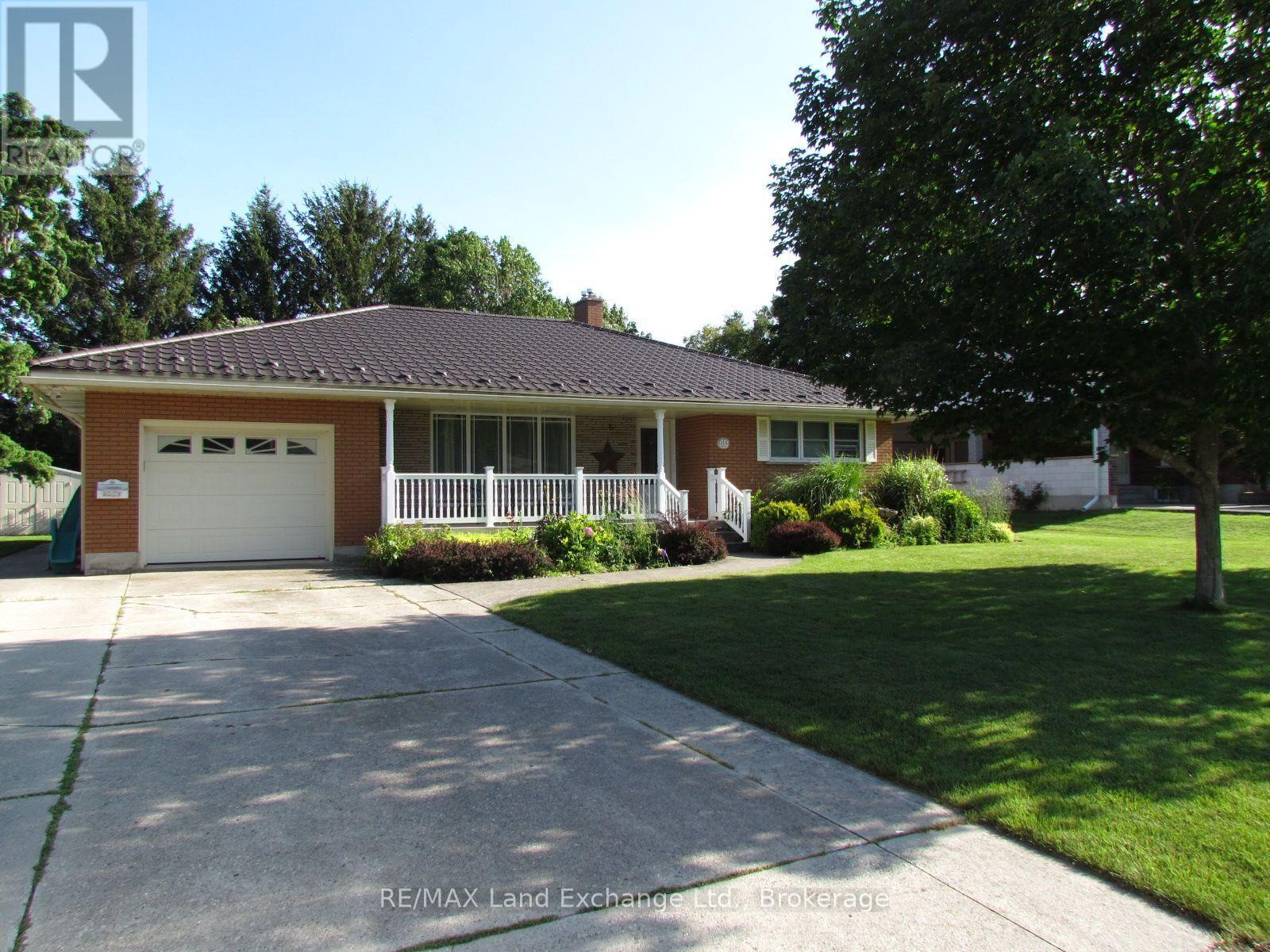 115 BROWN S LANE, Brockton