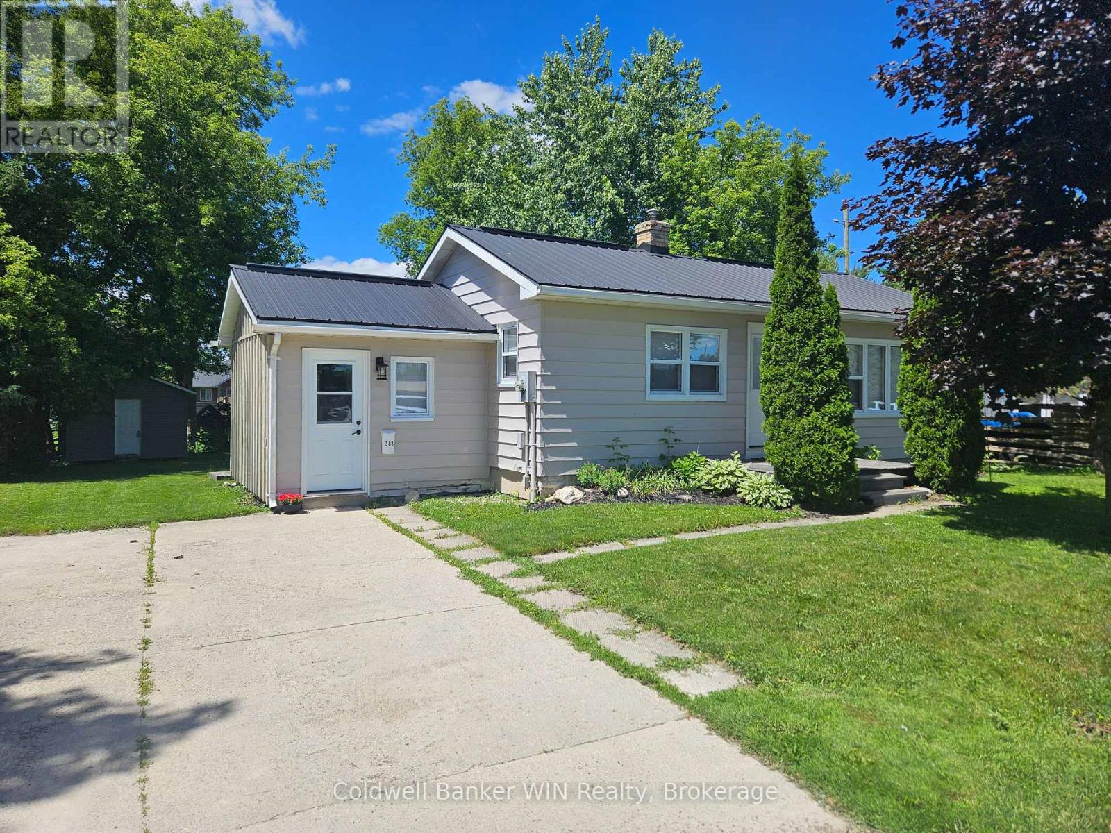 383 WELLINGTON STREET E, Wellington North (Mount Forest)