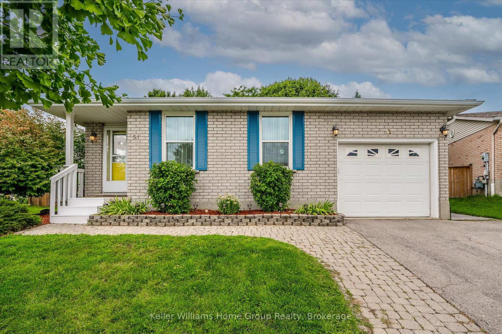 51 DUNHILL CRESCENT, Guelph (Willow West/Sugarbush/West Acres)