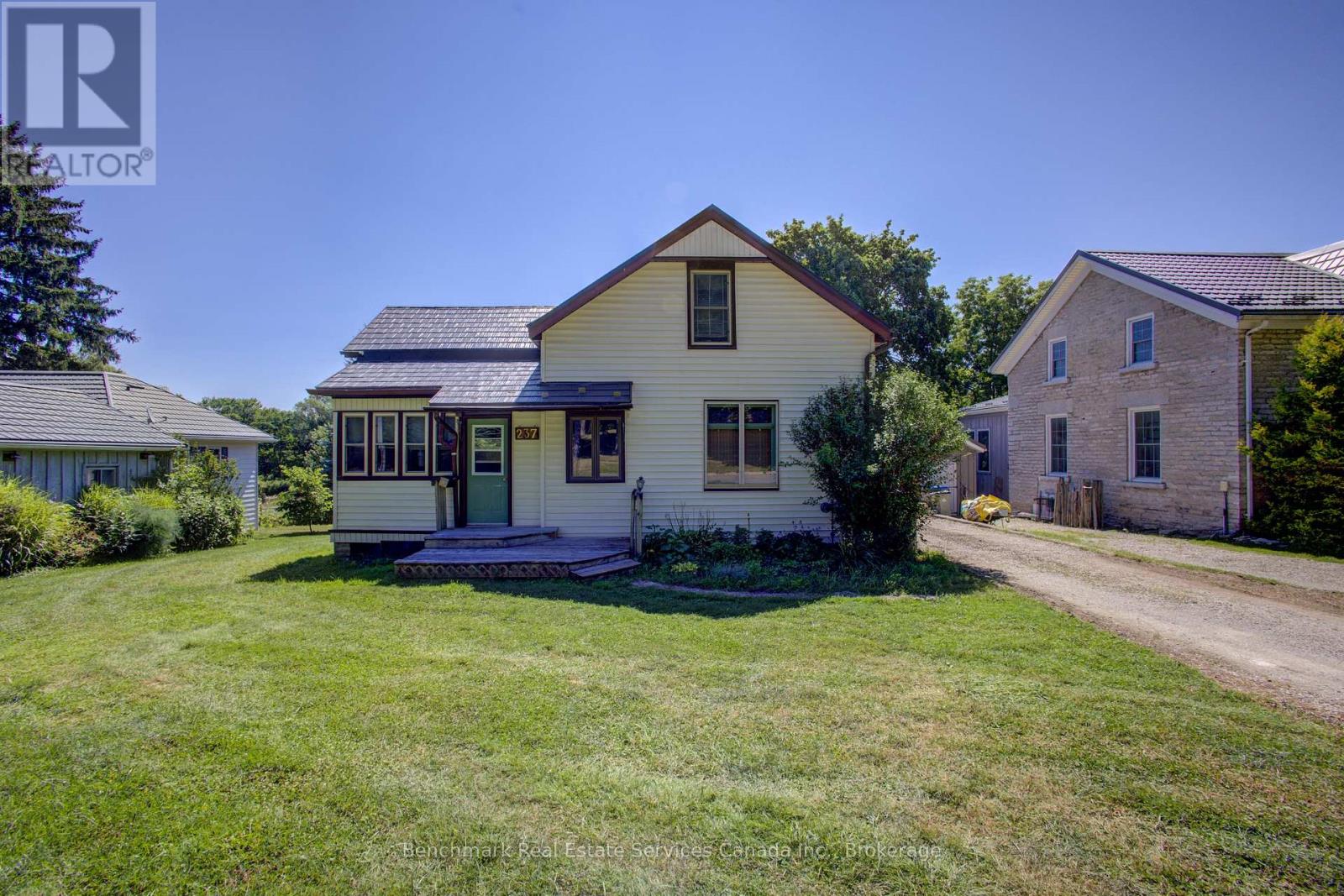 237 THOMAS STREET, St. Marys