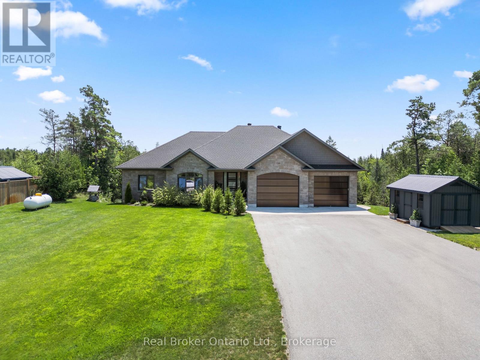 156 PINE VIEW DRIVE, West Grey