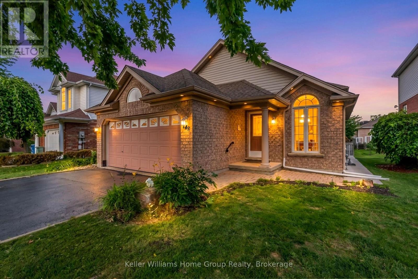 148 CLAIRFIELDS DRIVE W, Guelph (Clairfields/Hanlon Business Park)