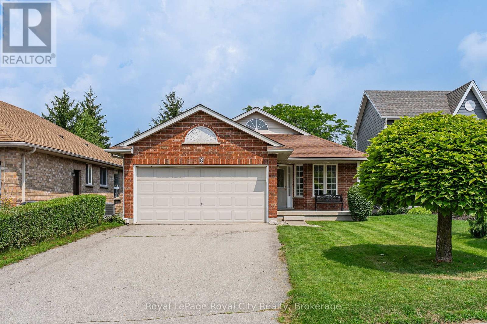 8 WHITETAIL COURT, Guelph (Kortright East)