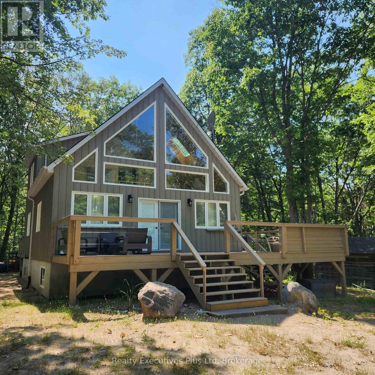 5 MYIINGGANS MIIKAAN LANE, Christian Island 30 (Beausoleil First Nation)