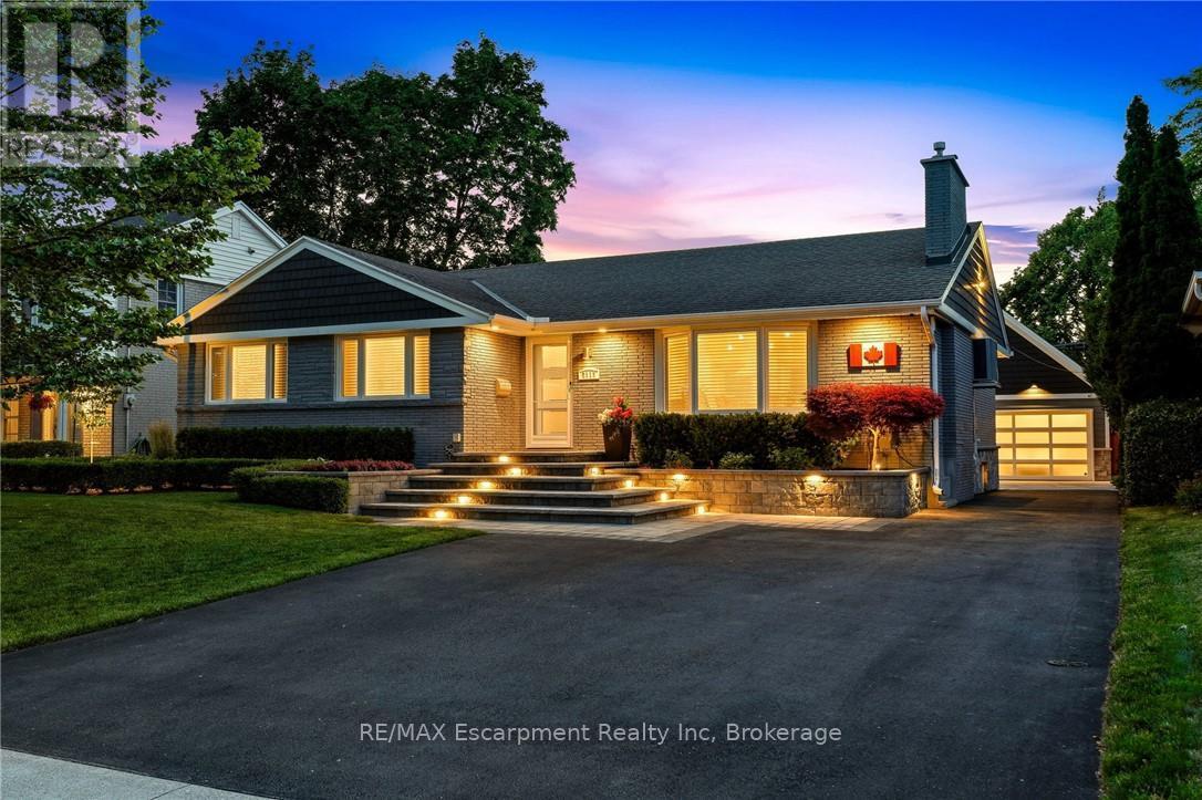 2113 COURTLAND DRIVE, Burlington (Brant)