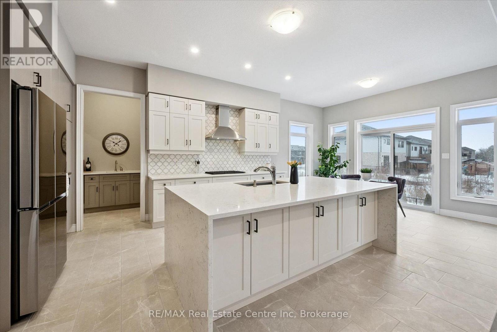187 AMBROUS CRESCENT, Guelph (Kortright East)