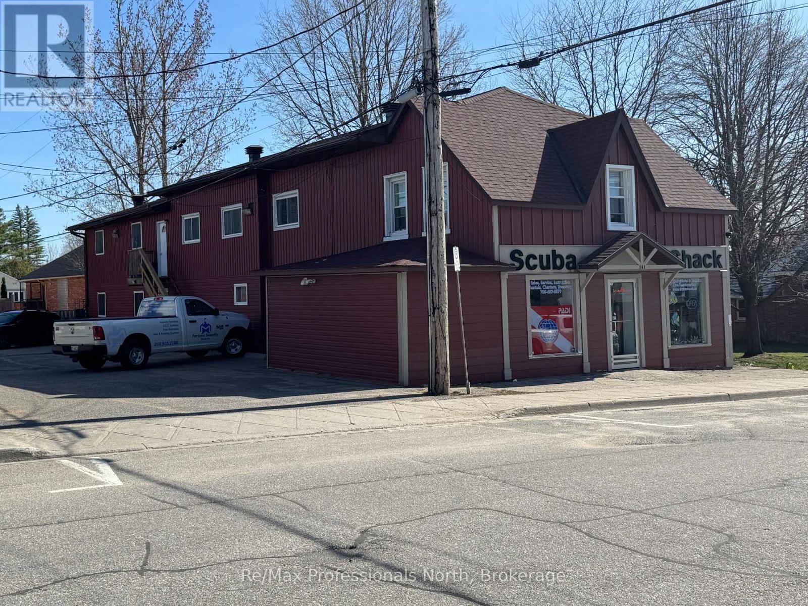 141 HOTCHKISS STREET, Gravenhurst (Muskoka (S))