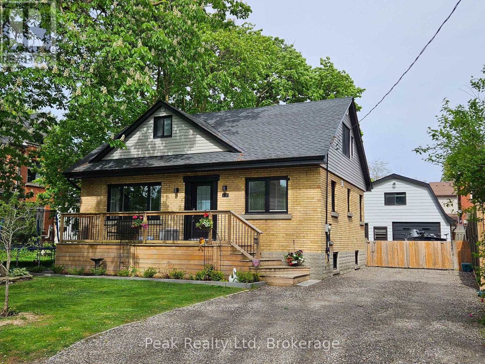 212 CHURCH STREET, Stratford