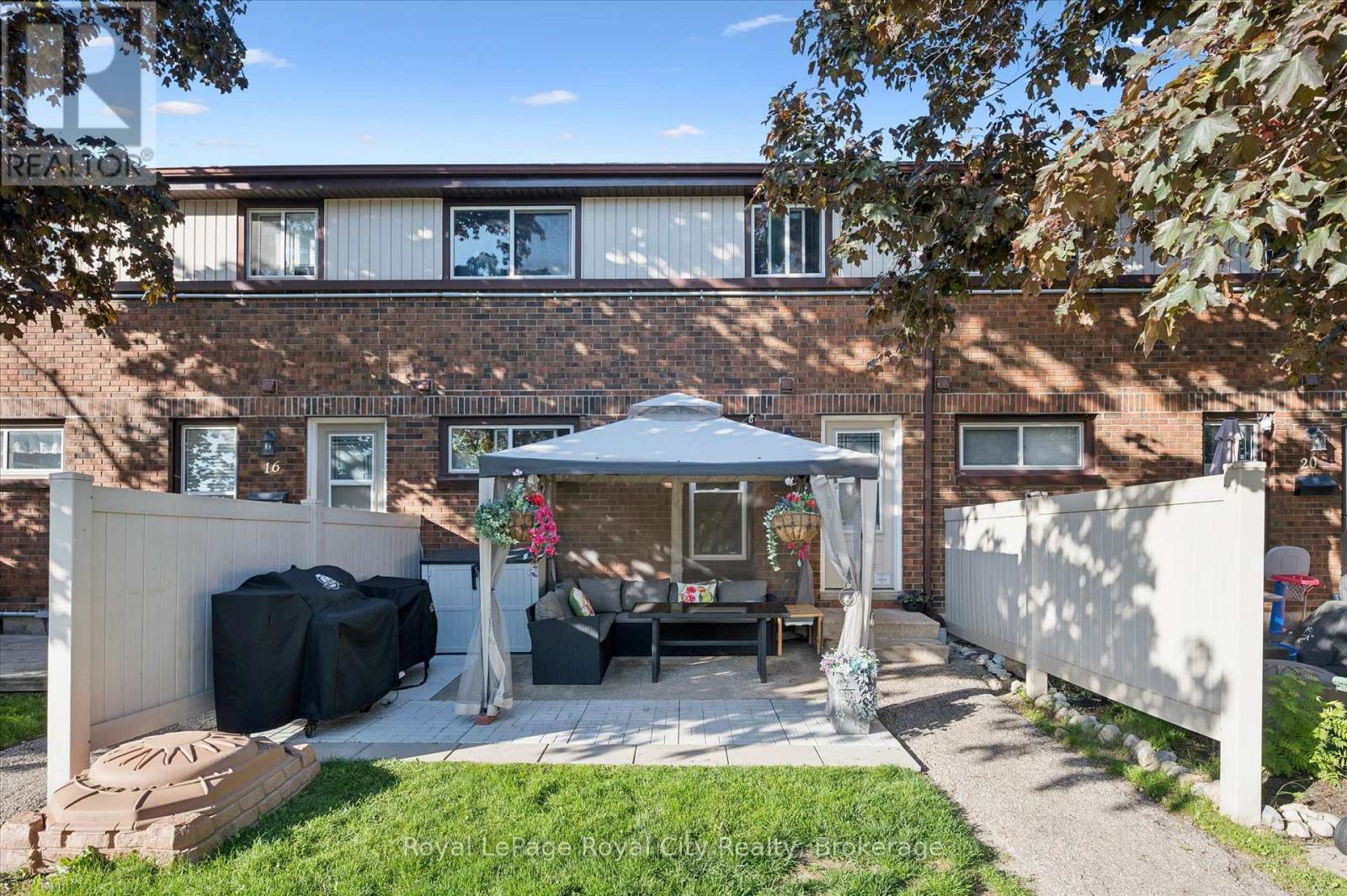 18 - 80 BURNS DRIVE, Guelph (Riverside Park)