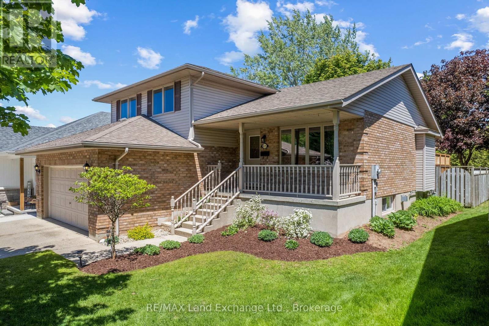815 MARKET STREET, Saugeen Shores