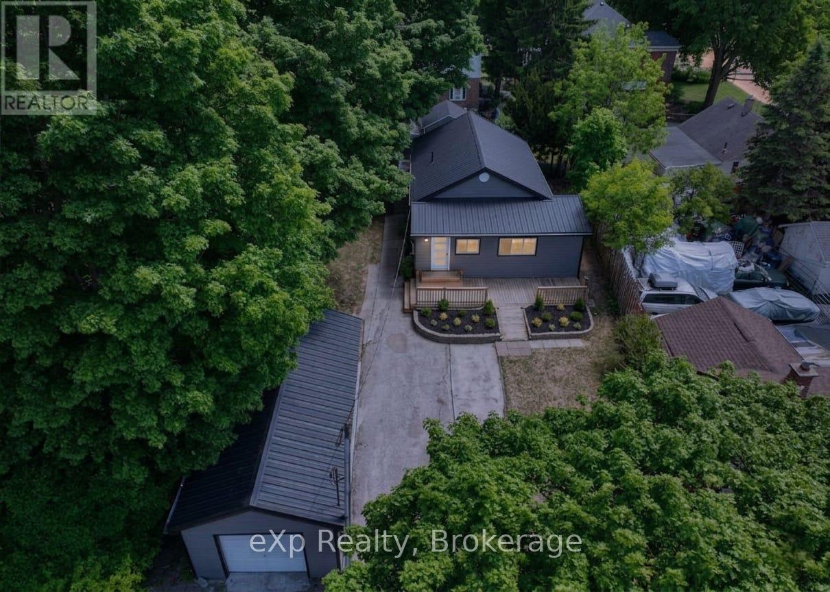 59 NORWICH AVENUE, Woodstock (Woodstock - South)