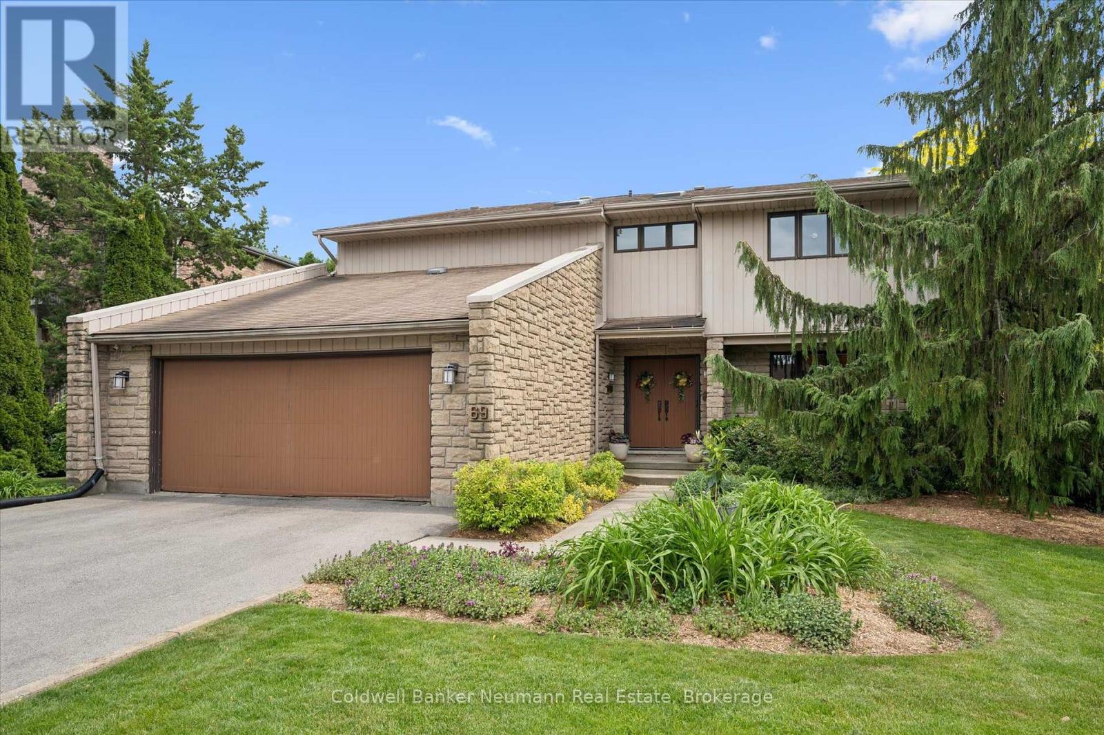 69 WOODLAND GLEN DRIVE, Guelph (Kortright Hills)
