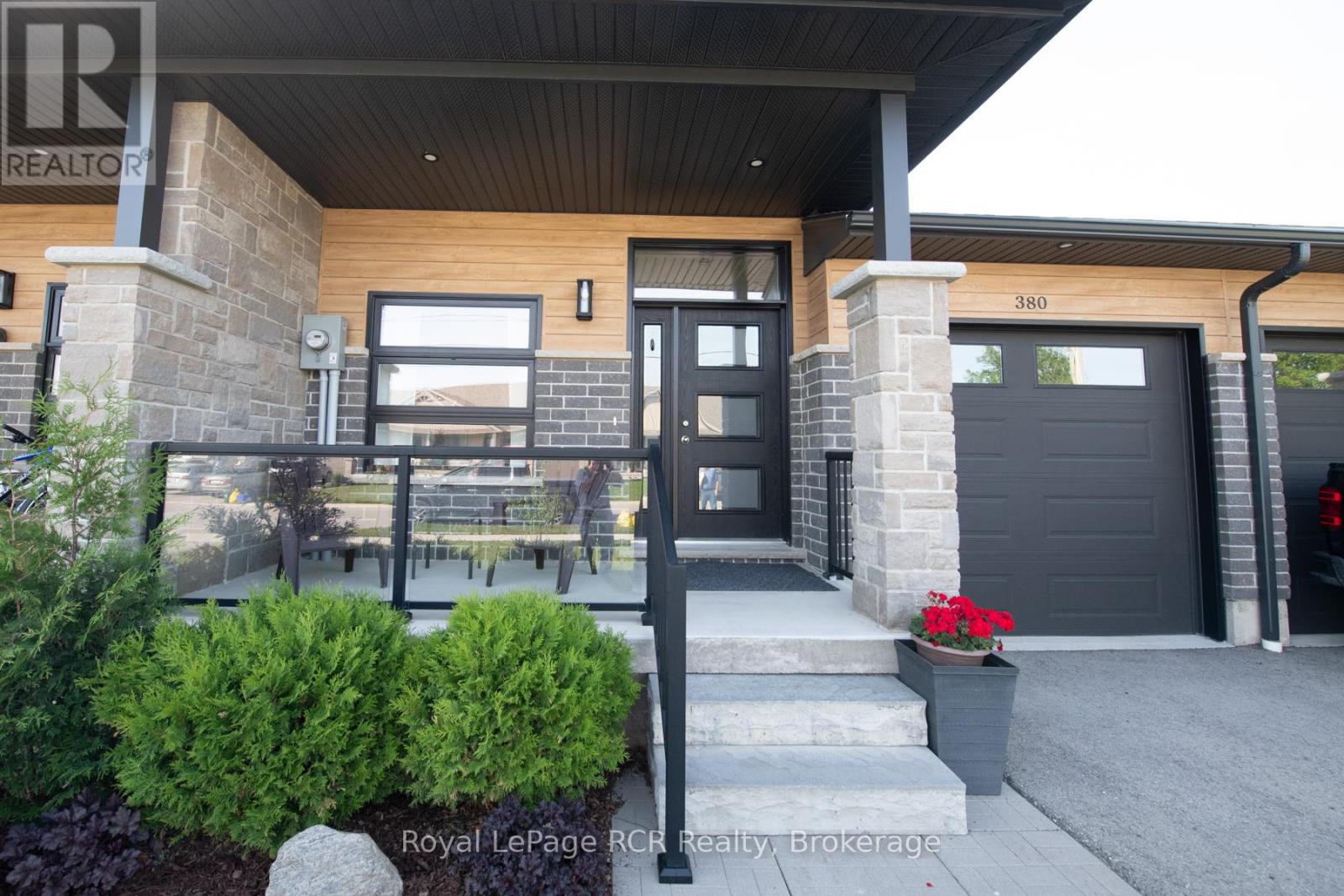 380 WELLINGTON STREET E, Wellington North (Mount Forest)