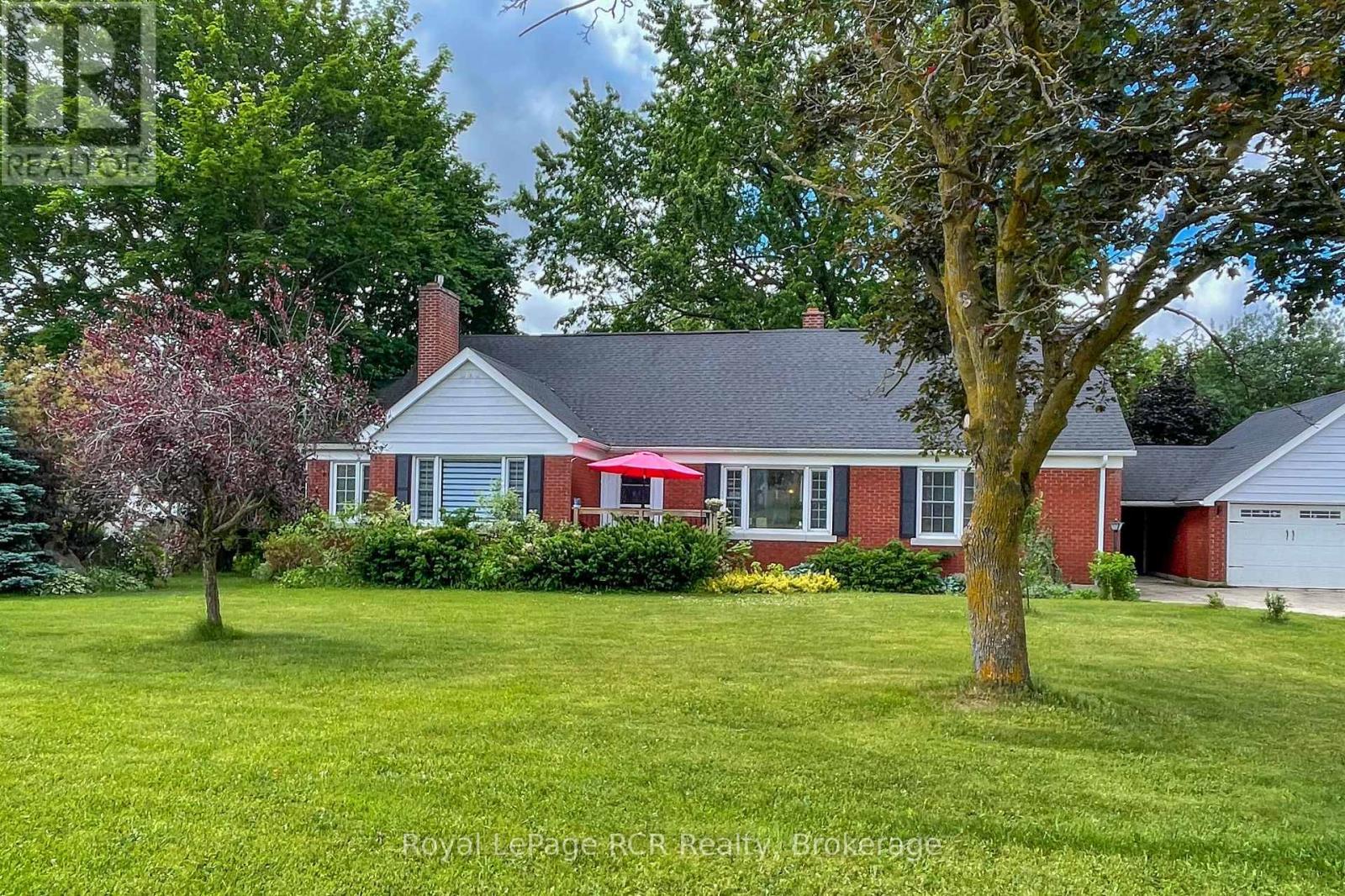 1053 HIGHWAY 9, South Bruce