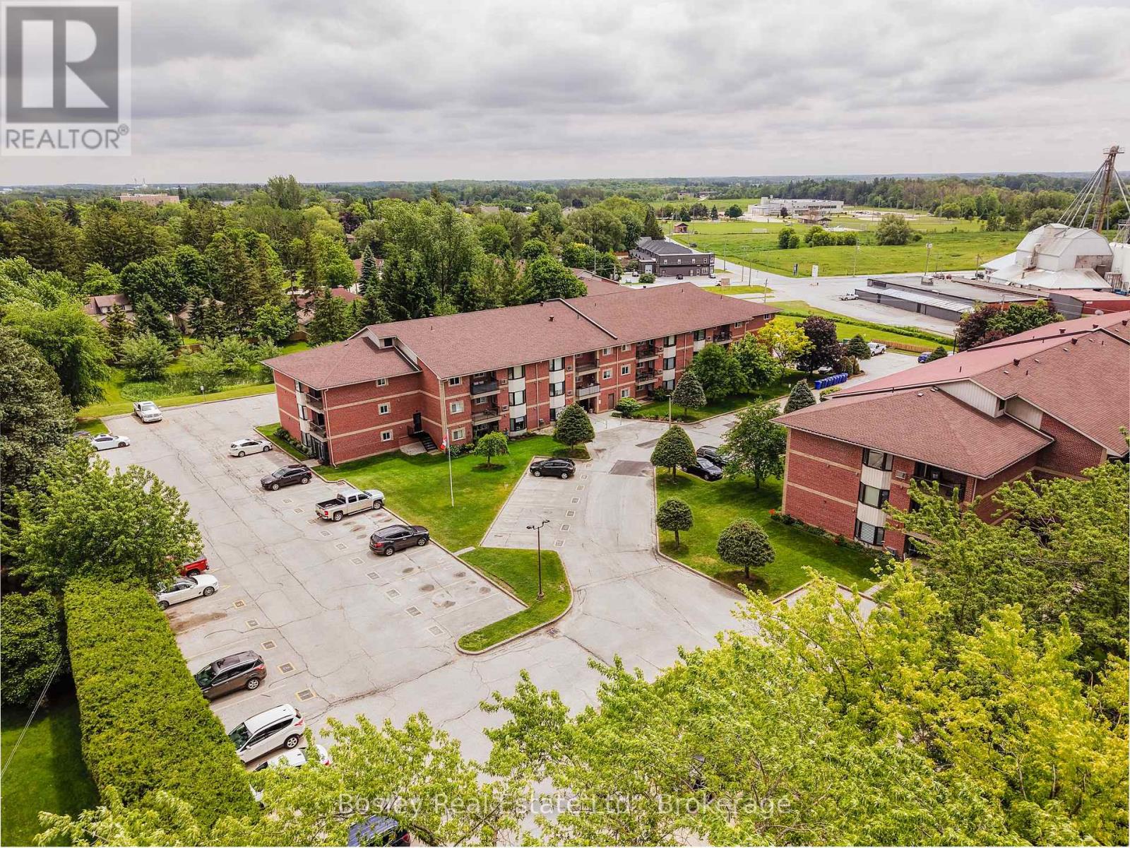 203 - 440 DURHAM STREET W, Wellington North (Mount Forest)