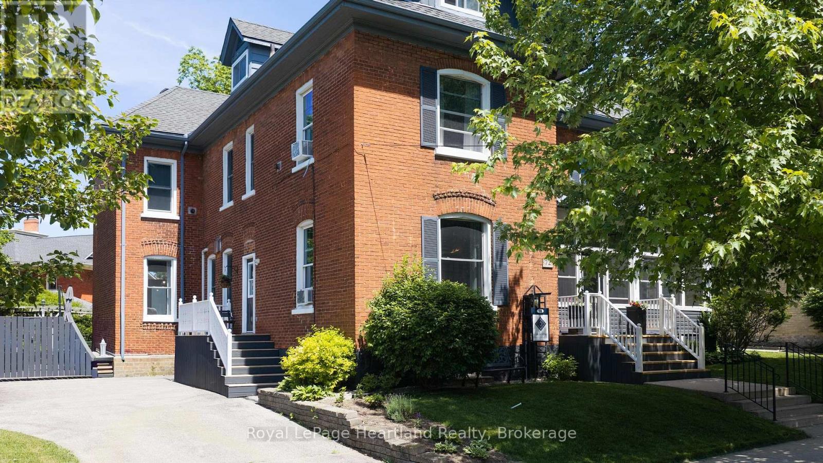 72 COLBORNE STREET, Goderich (Goderich (Town))