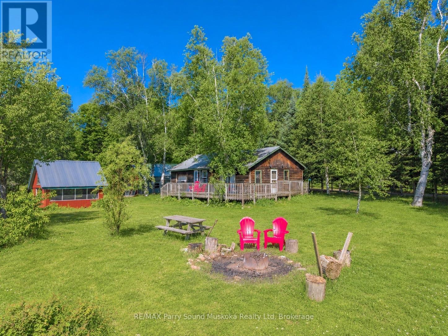 472 LONG LAKE ROAD, Parry Sound Remote Area (East Mills)
