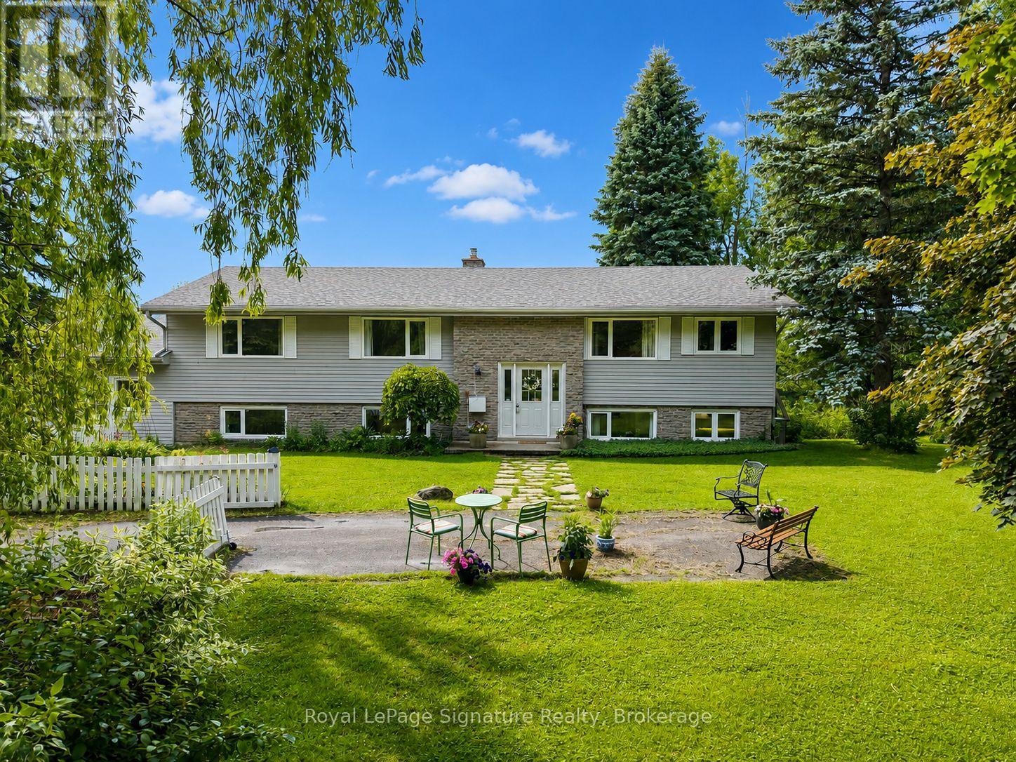 194700 GREY ROAD 13 ROAD S, Grey Highlands