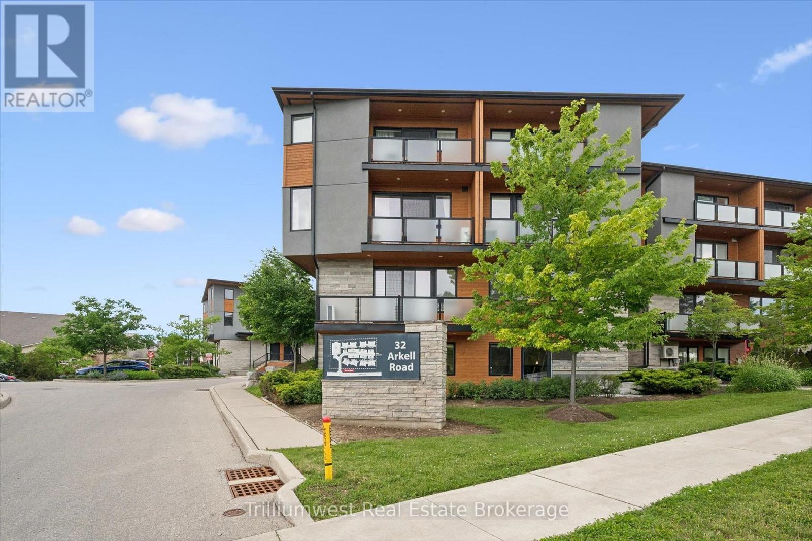 9 - 32 ARKELL ROAD, Guelph (Kortright East)