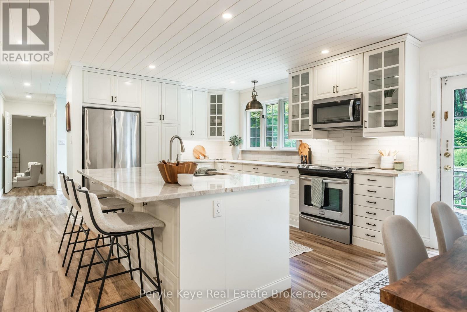 125 CLARKE CRESCENT, Huntsville (Stephenson)
