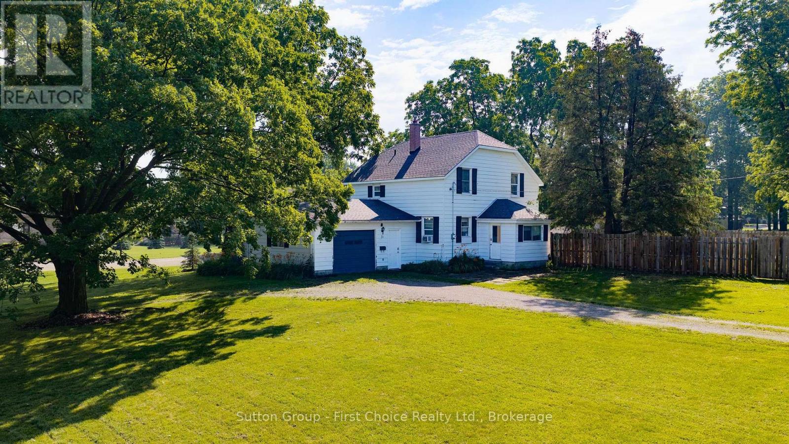 33 BAYFIELD STREET, Huron East (Egmondville)