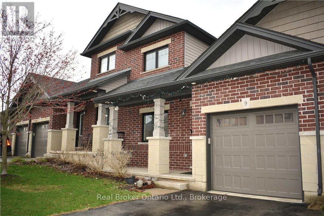 9 - 1 CHAMBERLAIN AVENUE, Ingersoll (Ingersoll - South)