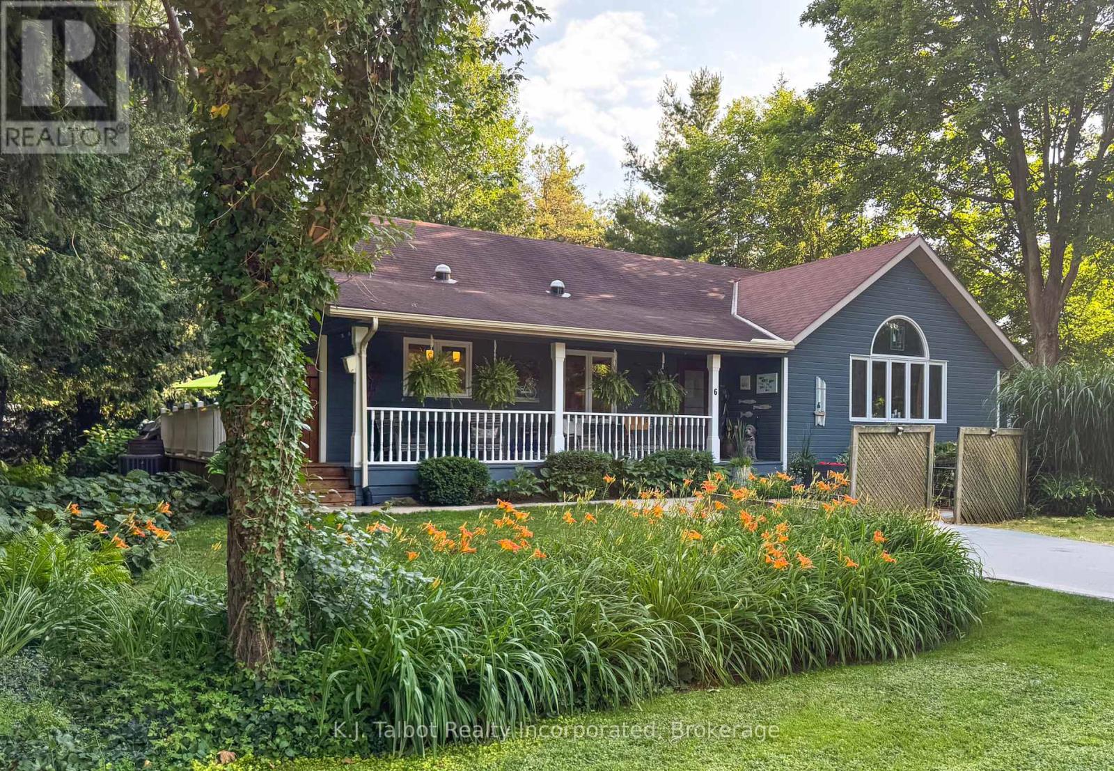 6 DAVID STREET E, Bluewater (Bayfield)