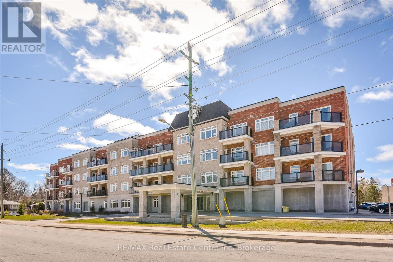 101 - 245 SCOTLAND STREET, Centre Wellington (Fergus)