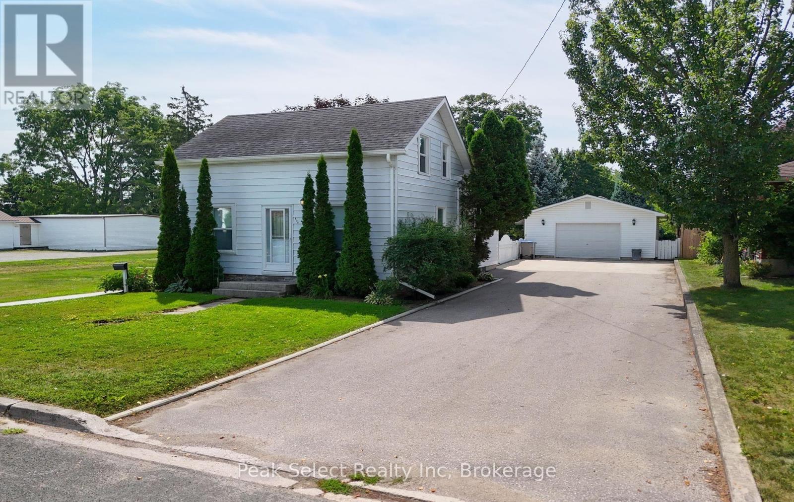 620 JONES STREET E, St. Marys