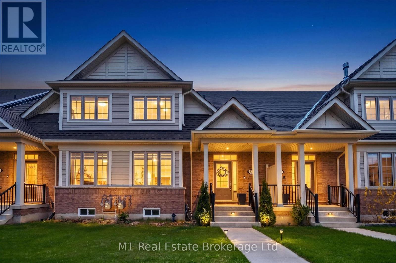 3 - 65 ELLIOT AVENUE E, Centre Wellington (Fergus)