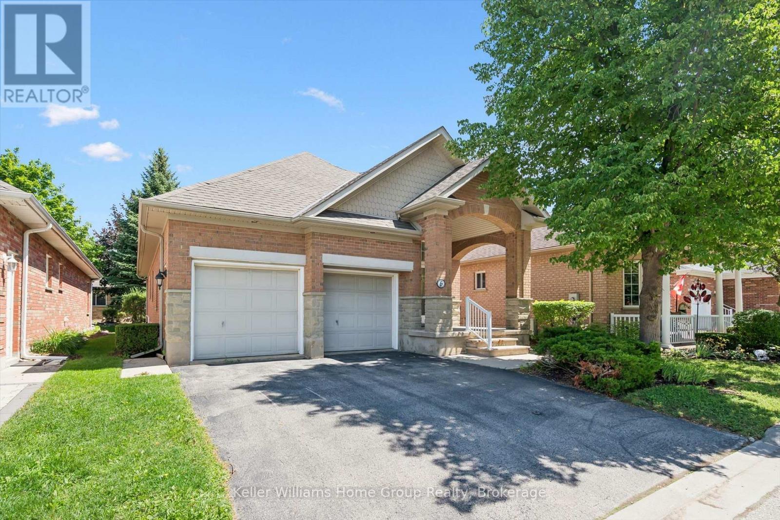 6 PARKSIDE DRIVE, Guelph (Village By The Arboretum)