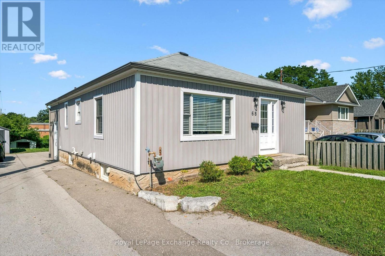 68 ELGIN STREET S, Cambridge