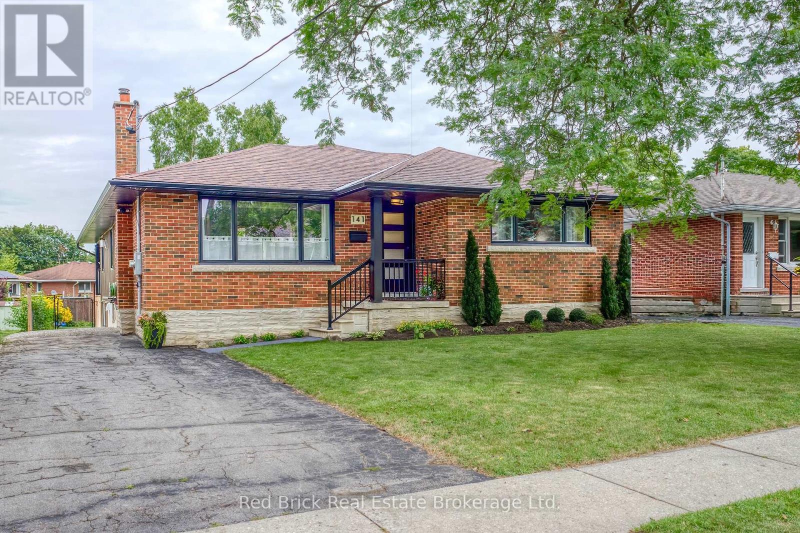 141 LANE STREET, Guelph (St. George s)