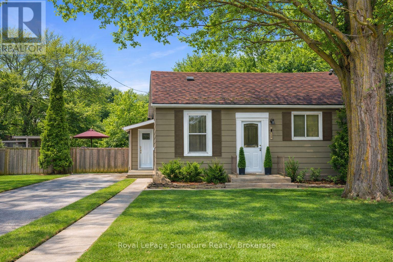 639 SAINT MARIE STREET, Collingwood