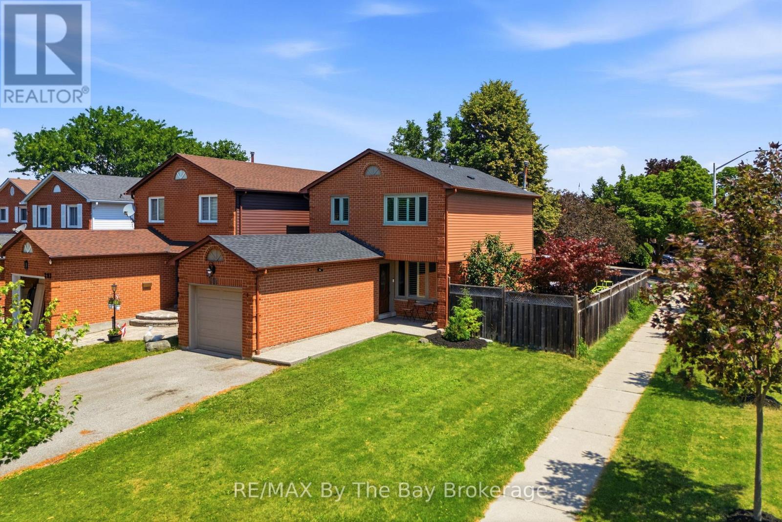 291 WOODLAWN CRESCENT, Milton (BM Bronte Meadows)