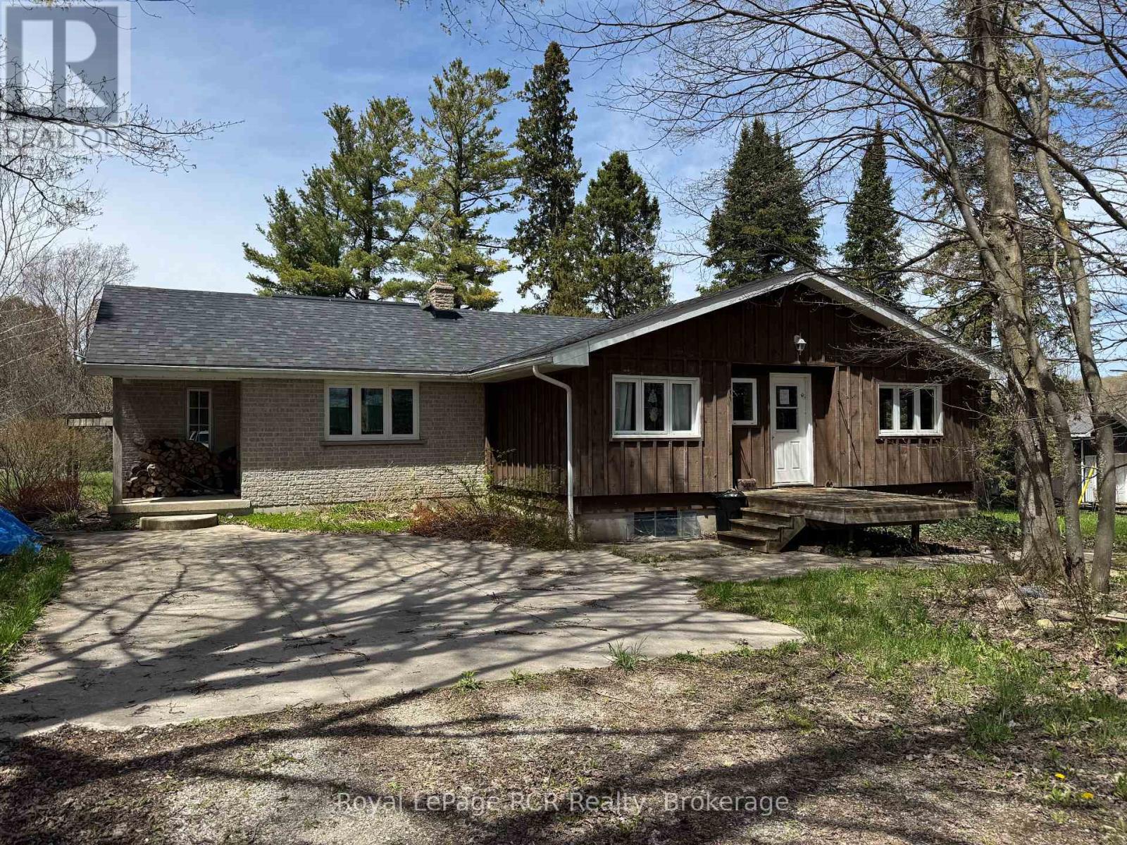 600457 50 SIDE ROAD, Chatsworth